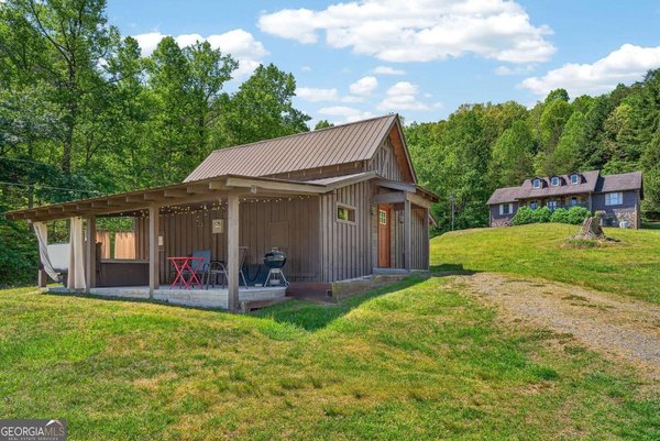 353 Sunrise Road, Blue Ridge