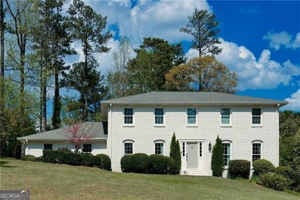 3811 Valley Green Drive Marietta