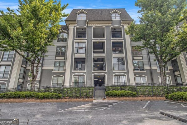 2657 Lenox Road, Atlanta