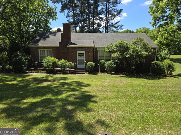 909 Thomaston Street, Barnesville