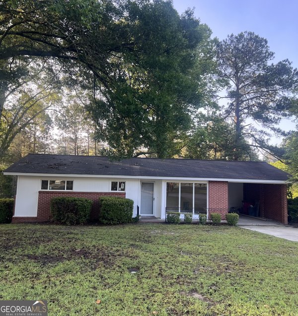 5506 Bacon Avenue, Eastman