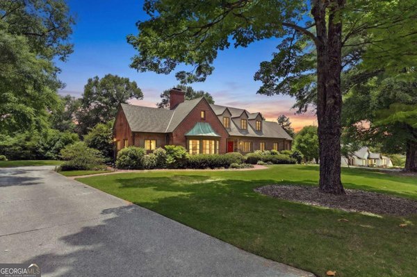 511 Dixon Drive Gainesville