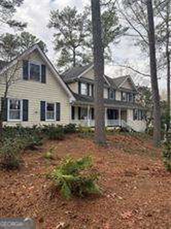 2955 Ascot Lane Roswell