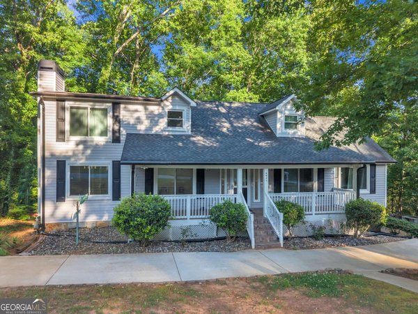 8804 willow creek Douglasville