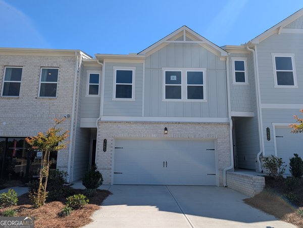 3699 Sagecrest Drive, Buford
