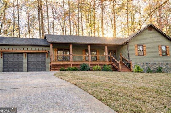 440 Spruce Court Alpharetta