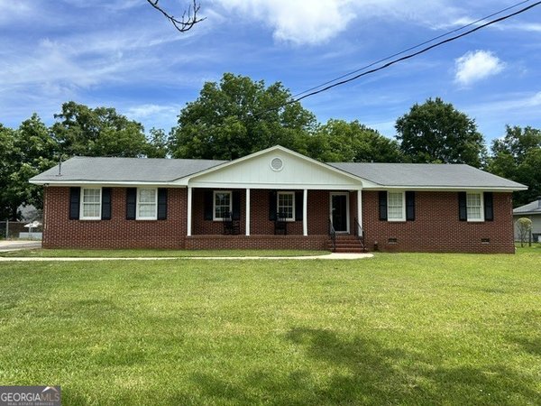 109 Maddox Road, Griffin