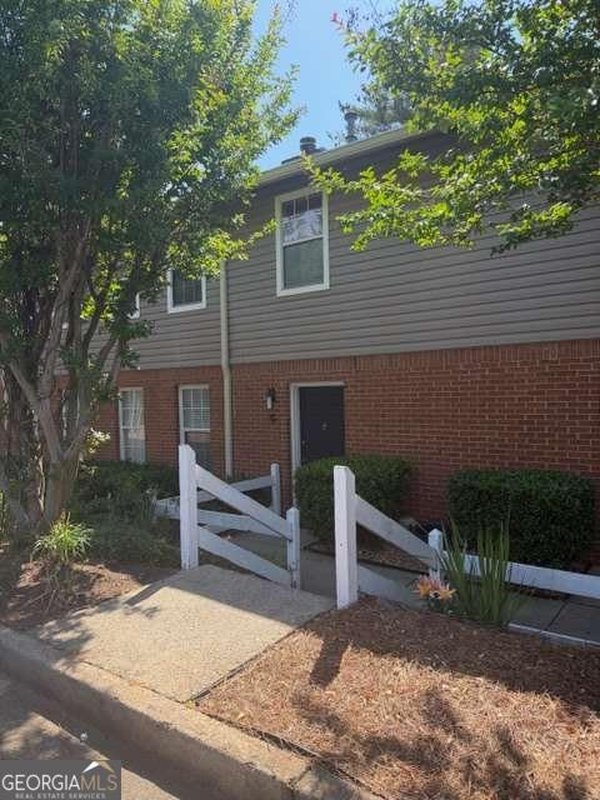 7750 Roswell Road, Atlanta