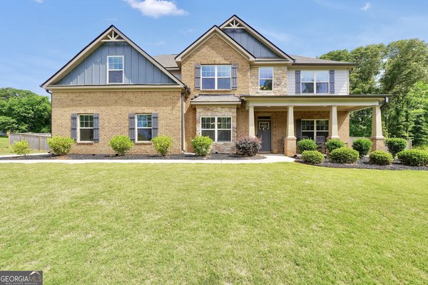 411 Homestead Circle, Forsyth