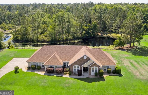 190 Lakes Drive, Brunswick