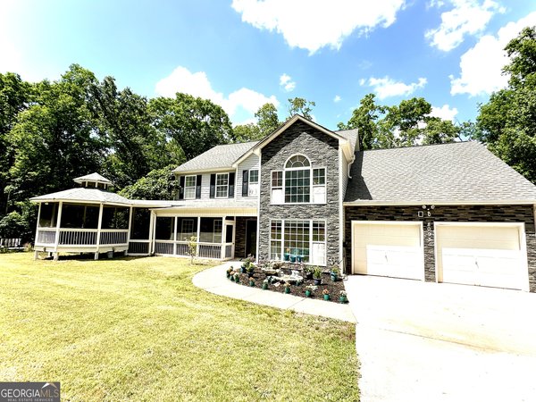 8093 Banks Mill Road Douglasville