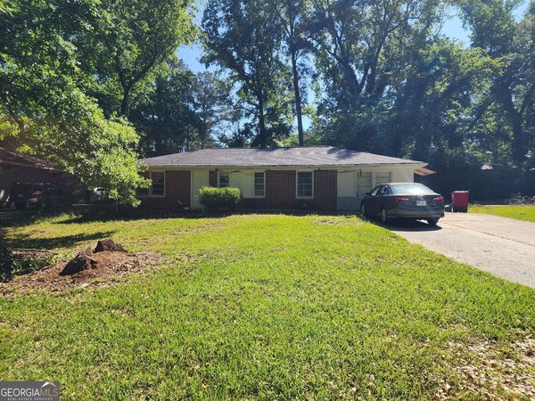 2741 Coral Way, Macon
