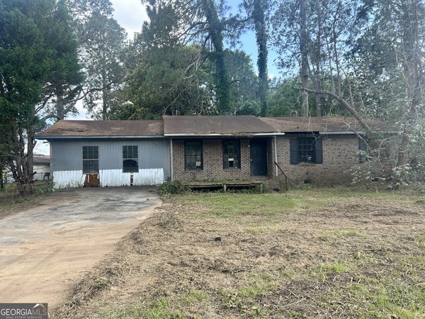 102 Brown Drive Warner Robins