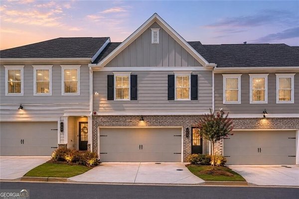 765 Trevett Way Marietta