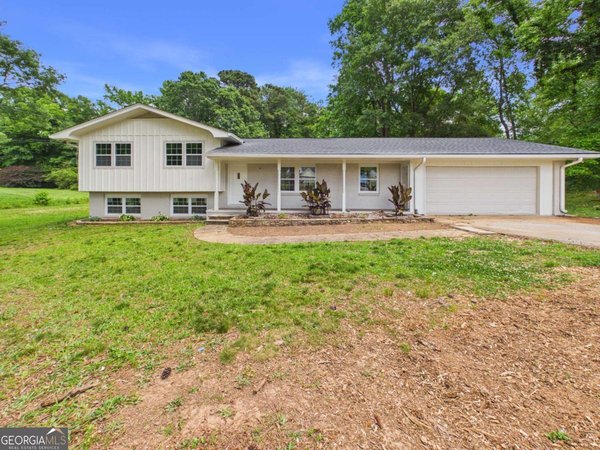 6740 Tell Road, Fairburn
