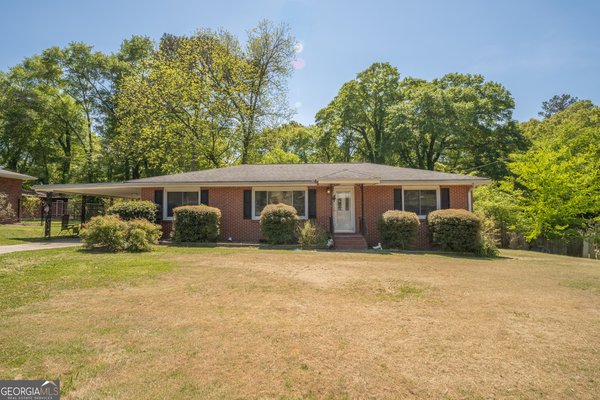 14 Robin Hood Road, Rome