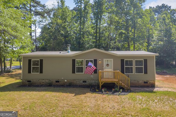 220 Trout Drive Lavonia