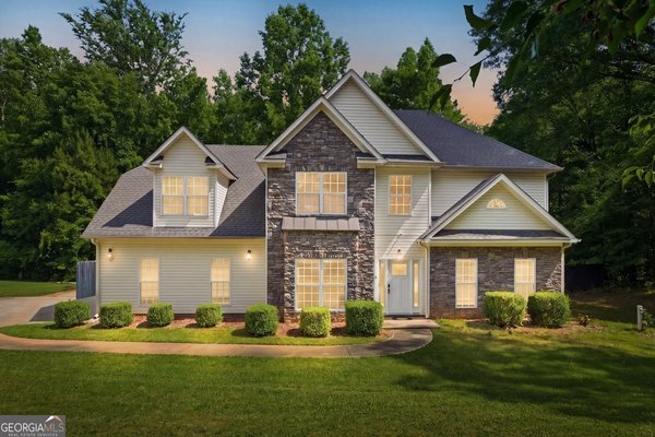 1231 Hillview Road Hampton