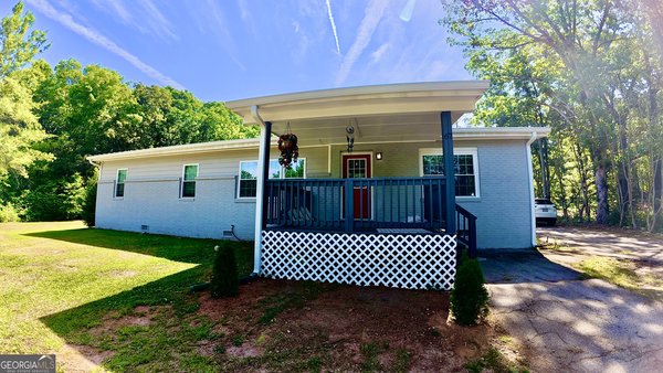 67 Glover Circle, Newnan