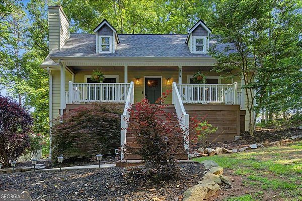 2078 Winding Creek Lane, Marietta