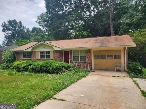 898 Pine Roc Drive Stone Mountain