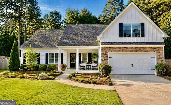 2839 Shadowstone Way, Winder