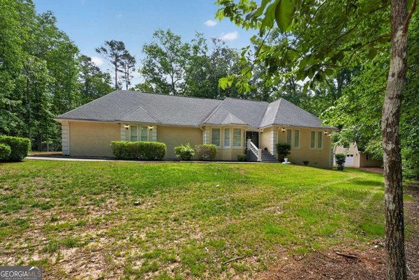 185 Courtland Drive Fayetteville