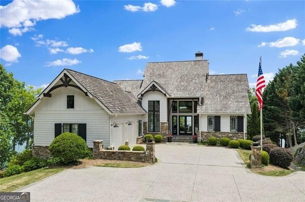 8819 Ford Lane, Gainesville