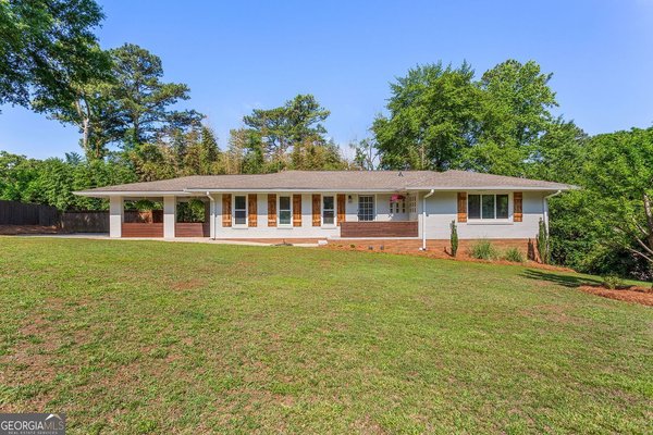 1613 Huntington Drive Marietta