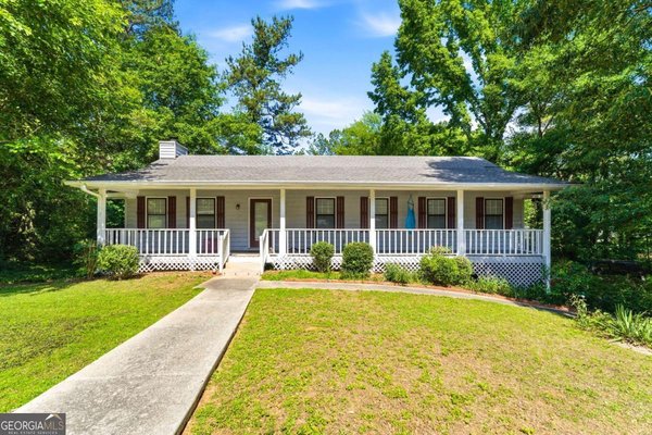 2727 Berry Court Marietta