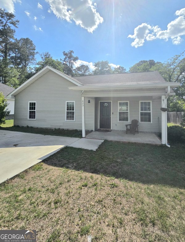 823 N Main Street Statesboro