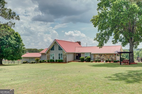 335 Old Farm Road Fayetteville