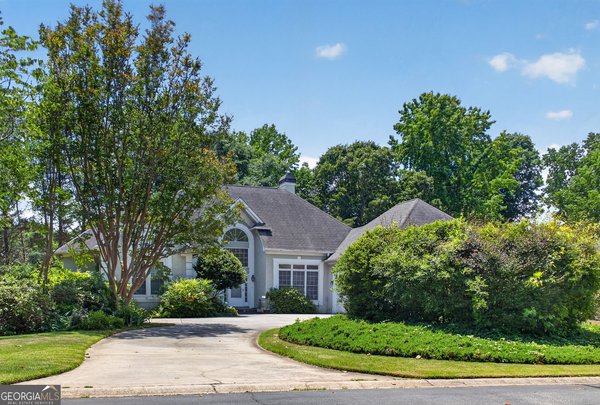 213 Hawick Lane McDonough