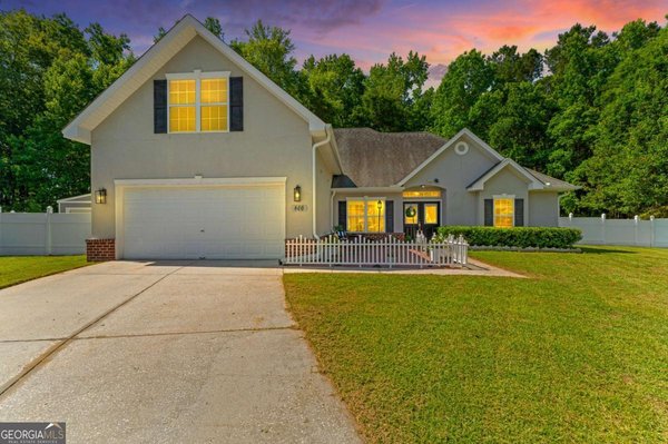 800 Hyacinth Circle Guyton