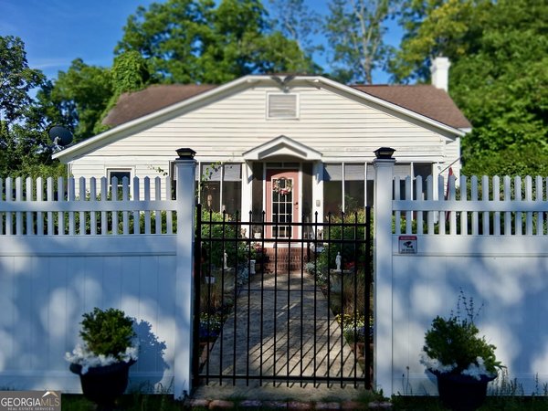 201 Old Perry Road Marshallville