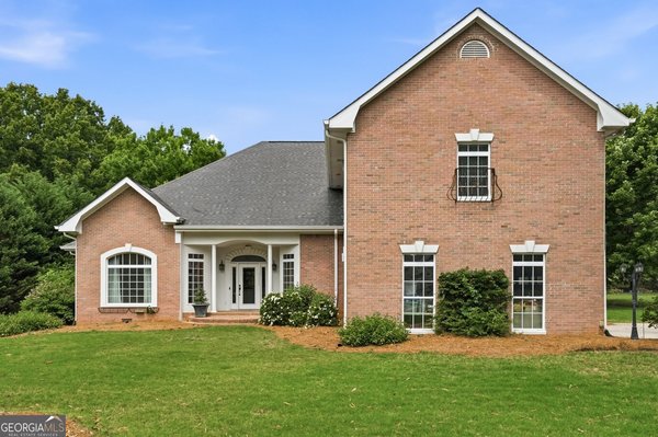 155 Youngs Circle Fayetteville
