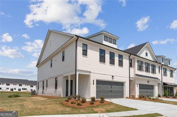 1283 Farmers Loop Austell