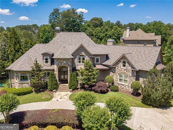 730 Glenairy Drive Sandy Springs