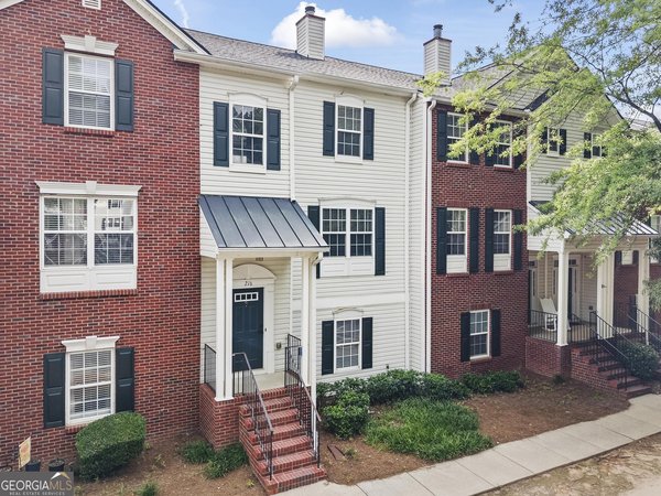 216 Village Square Drive Woodstock