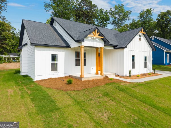 120 Merri Valley Road, Warner Robins