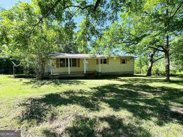 4401 Crystal Lake Drive Macon