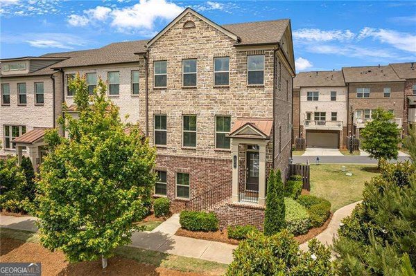 424 Montclair Court Woodstock