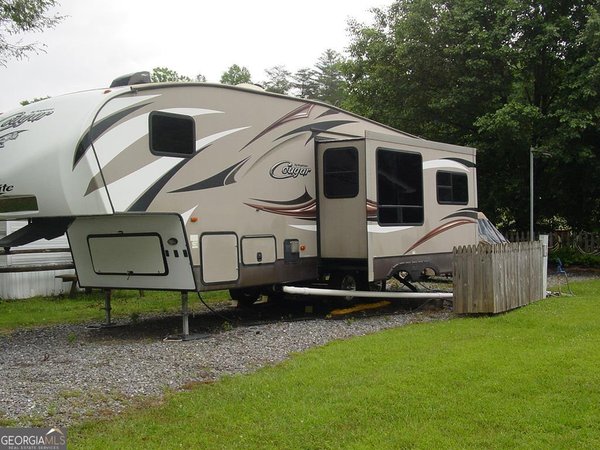4358 Riverbank Run Hiawassee