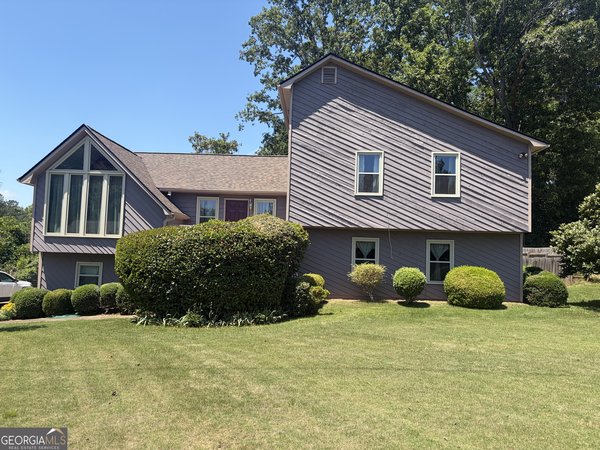 2315 Saint James Court Marietta