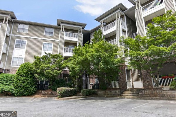 2700 Pine Tree Road NE, Atlanta