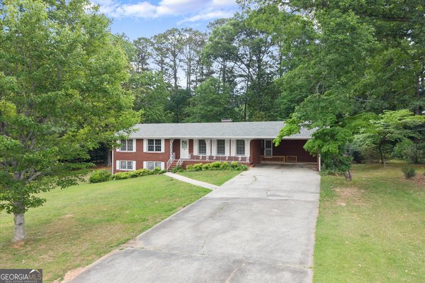 215 Gilbert Rd Fayetteville