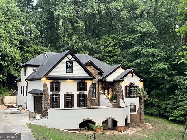 2864 Sandpiper Circle, Atlanta