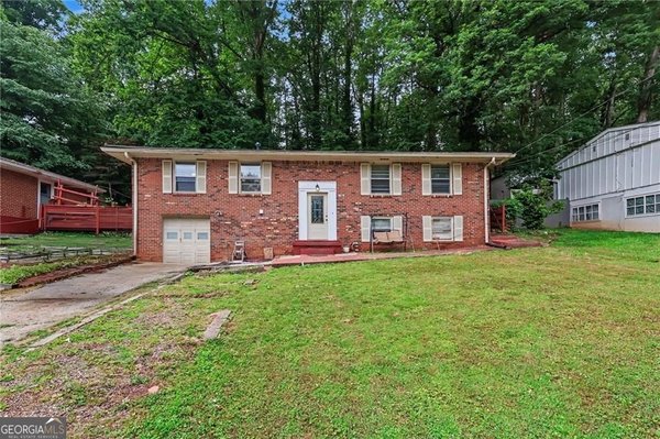 3276 Pin Oak Circle Atlanta