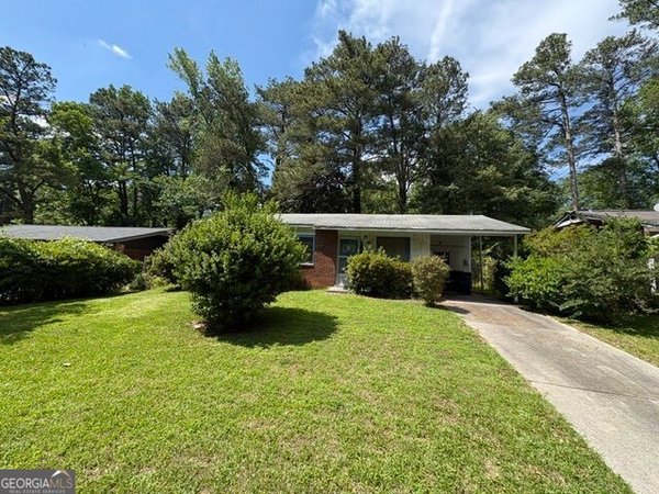 2776 Santa Barbara Drive, Atlanta