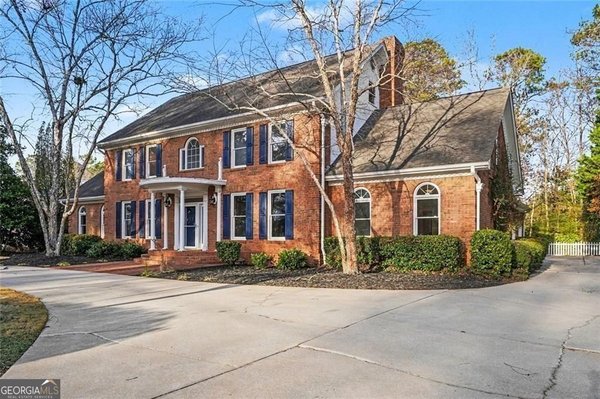 6203 Crestview Drive, Covington